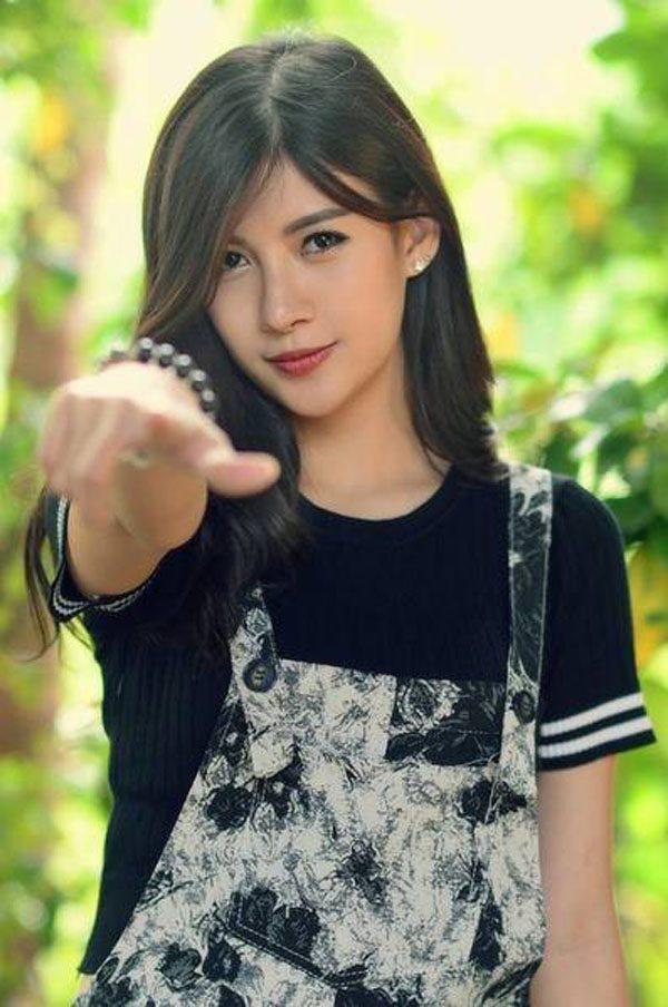 子弹与口红